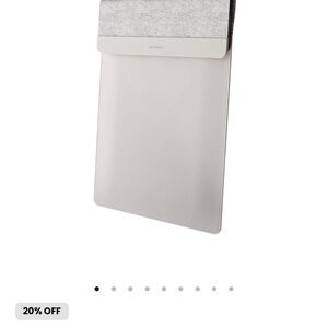 NEW!  Box open but not used!  
Dove Grey Laptop Sleeve